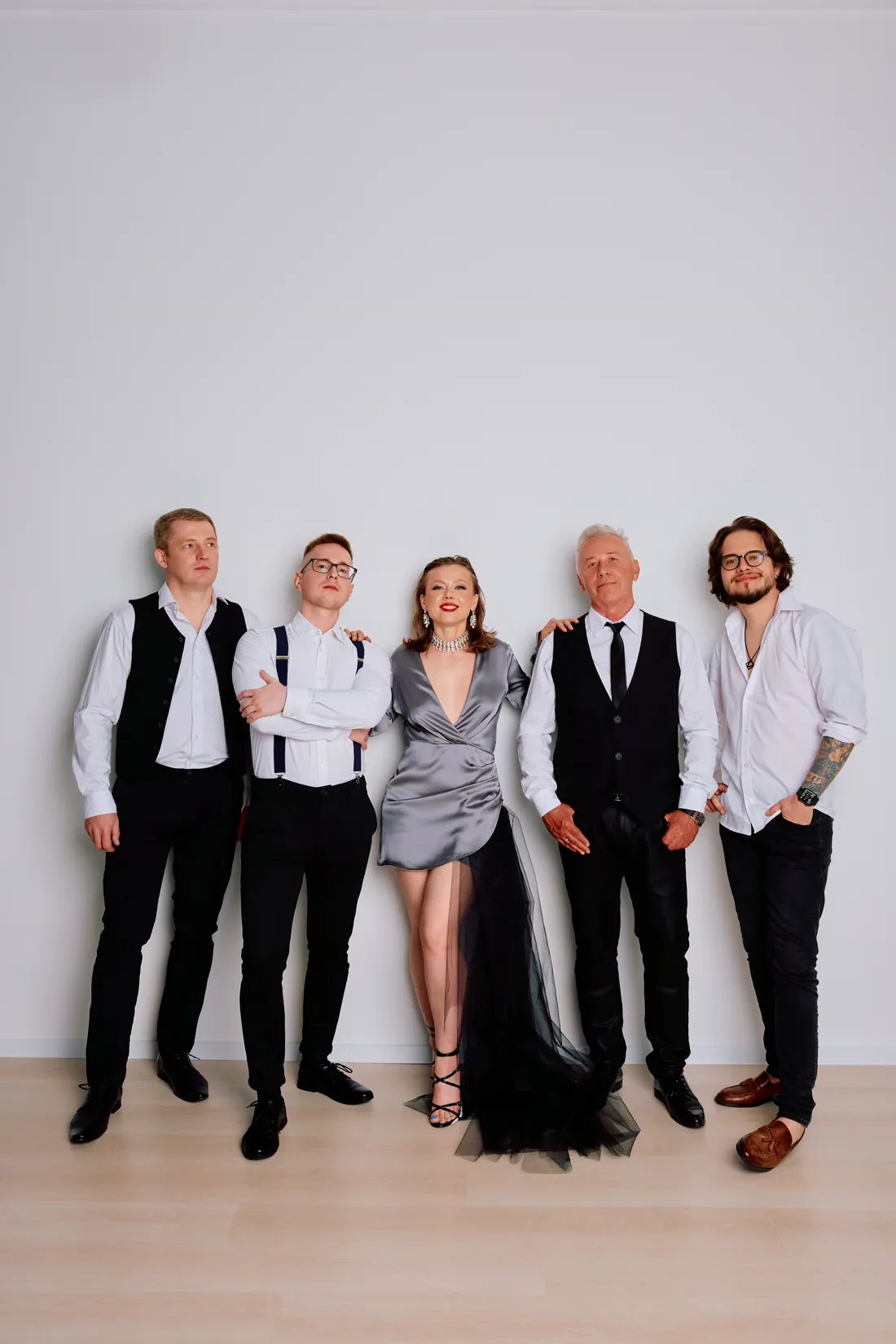 Universal Band в свадебном образе